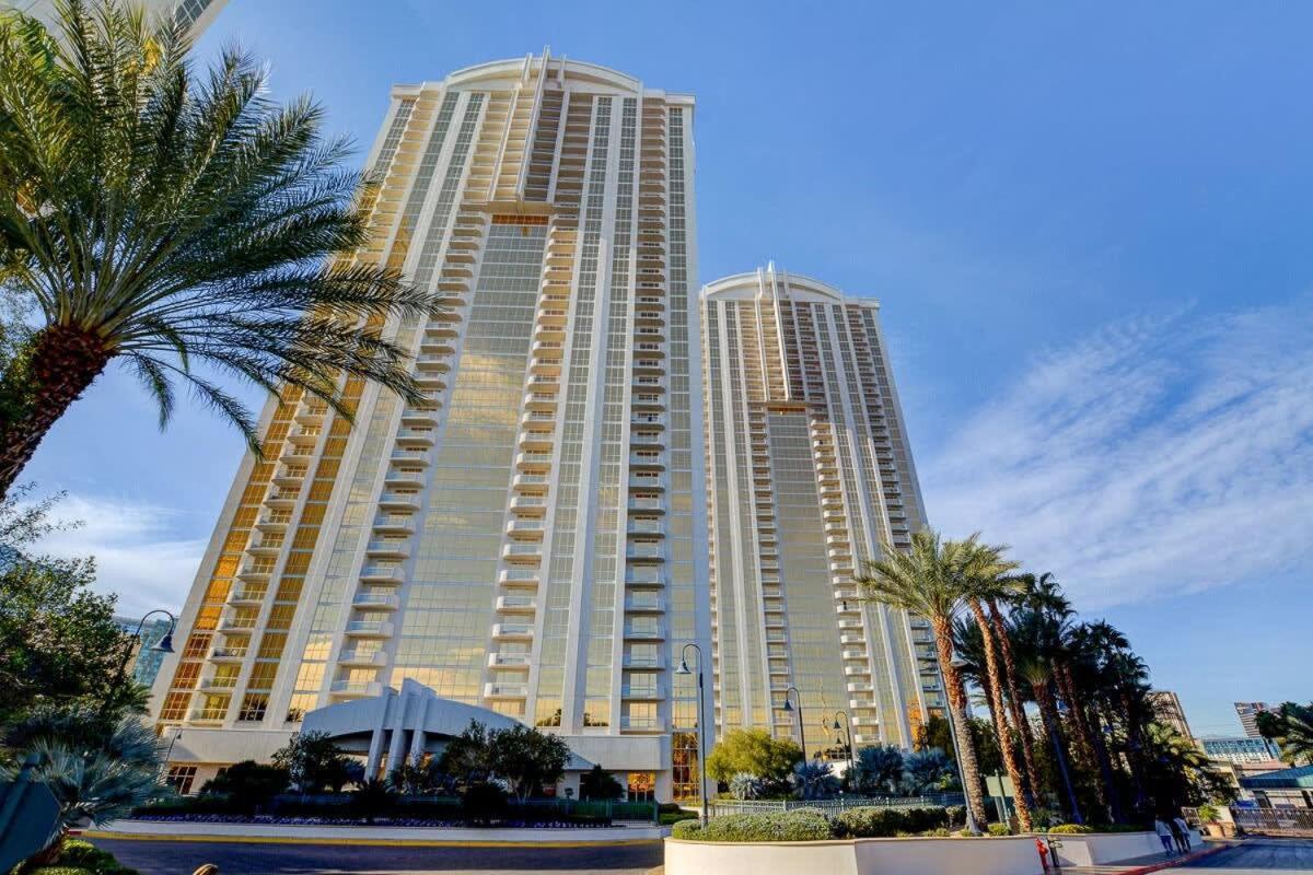 Mgm Signature-15-611 Strip View Jacuzzi Studio Las Vegas Luaran gambar