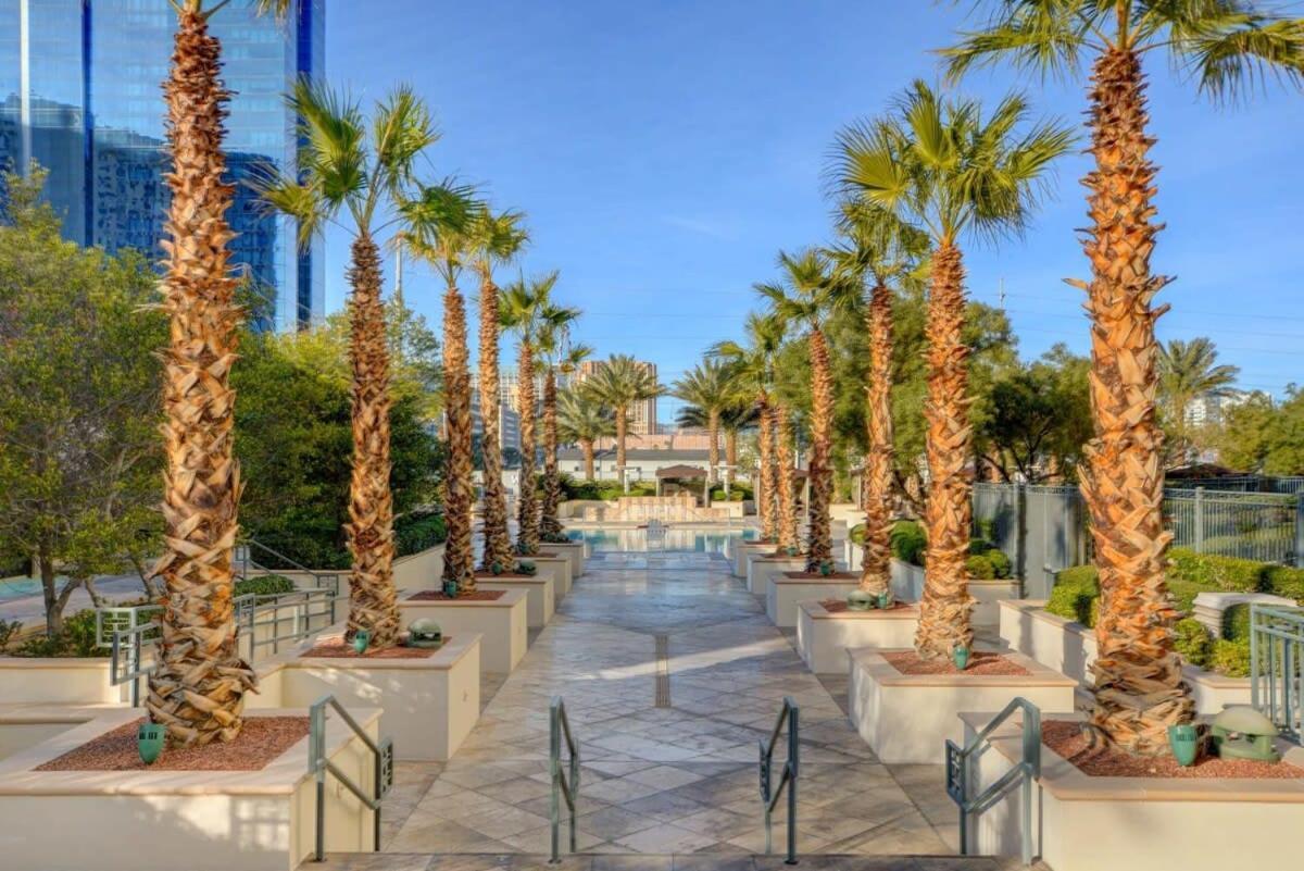 Mgm Signature-15-611 Strip View Jacuzzi Studio Las Vegas Luaran gambar